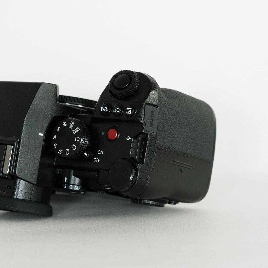 Panasonic LUMIX S5II DC-S5M2