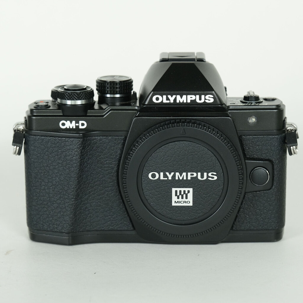 OLYMPUS OM-D E-M10 Mark II [�{�f�B �u���b�N]