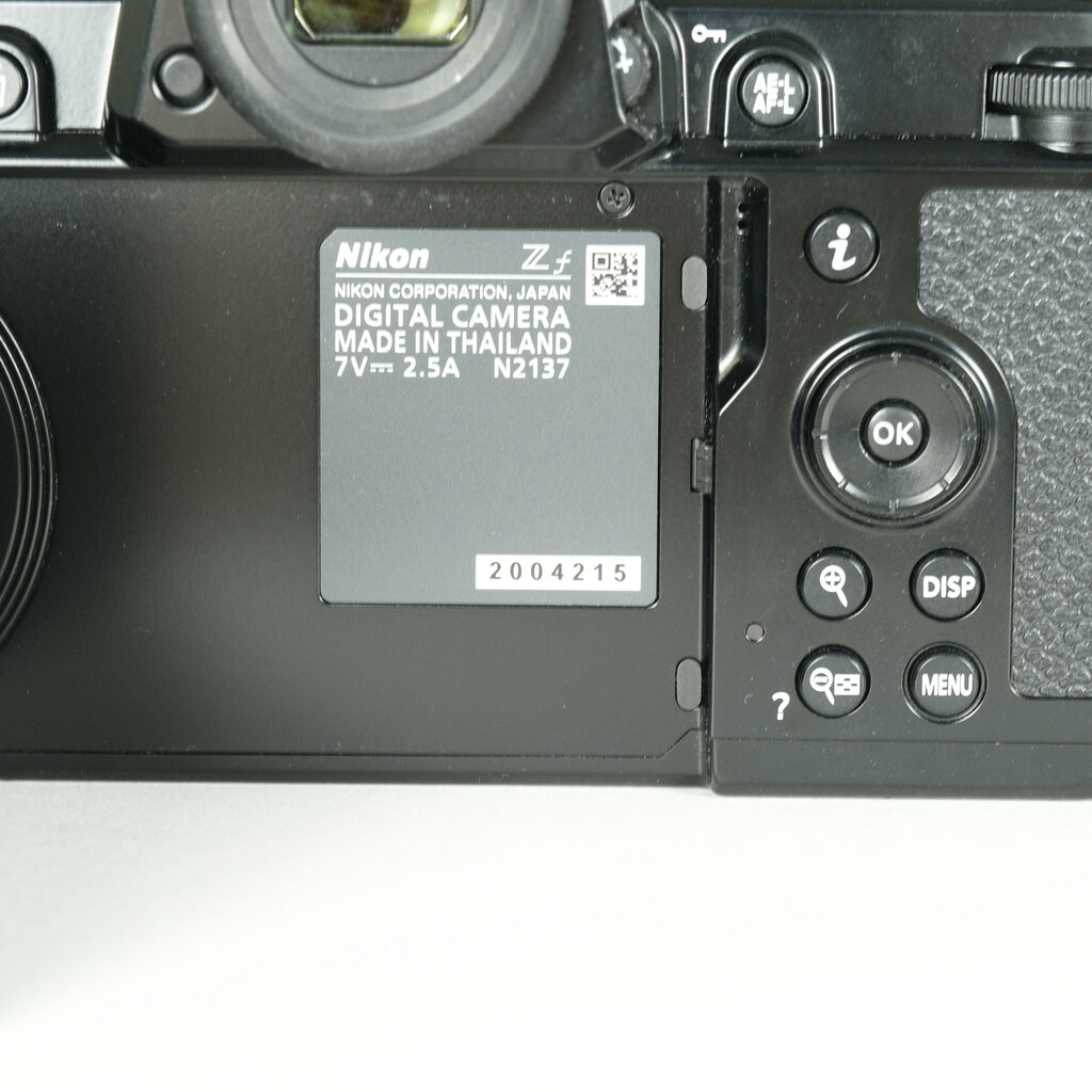 Nikon Z fの出品 | ONE SCENE（ワンシーン）