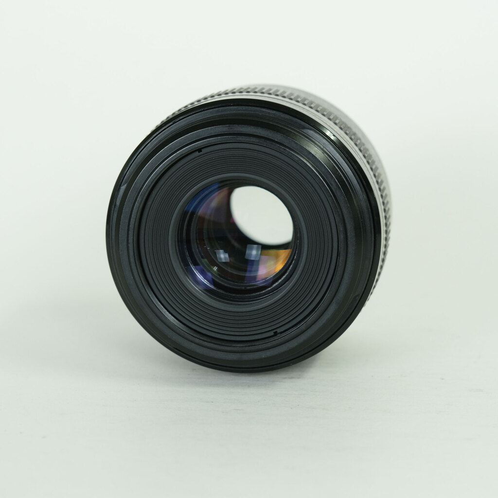 Canon EF-S60mm F2.8 マクロ USM