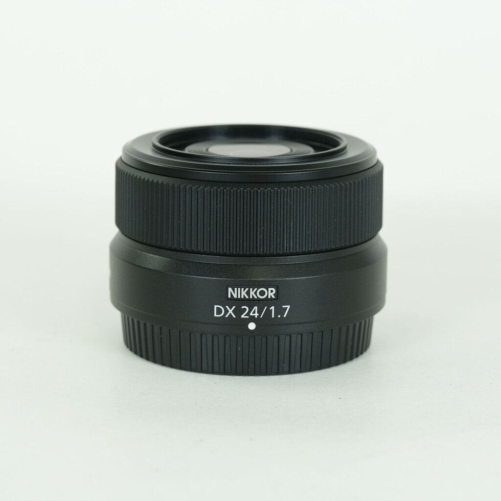 Nikon NIKKOR Z DX 24mm f/1.7 Nikon NIKKOR Z DX 24mm f/1.7
