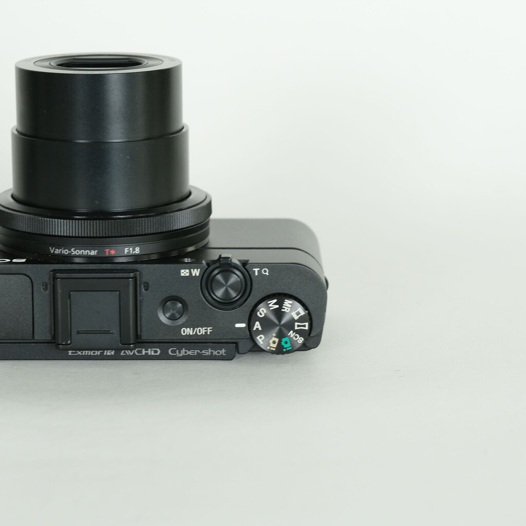 SONY Cyber-shot DSC-RX100M2