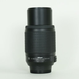 Nikon AF-S DX VR Zoom-Nikkor 55-200mm F4-5.6G IF-ED Nikon AF-S DX VR Zoom-Nikkor 55-200mm F4-5.6G IF-ED