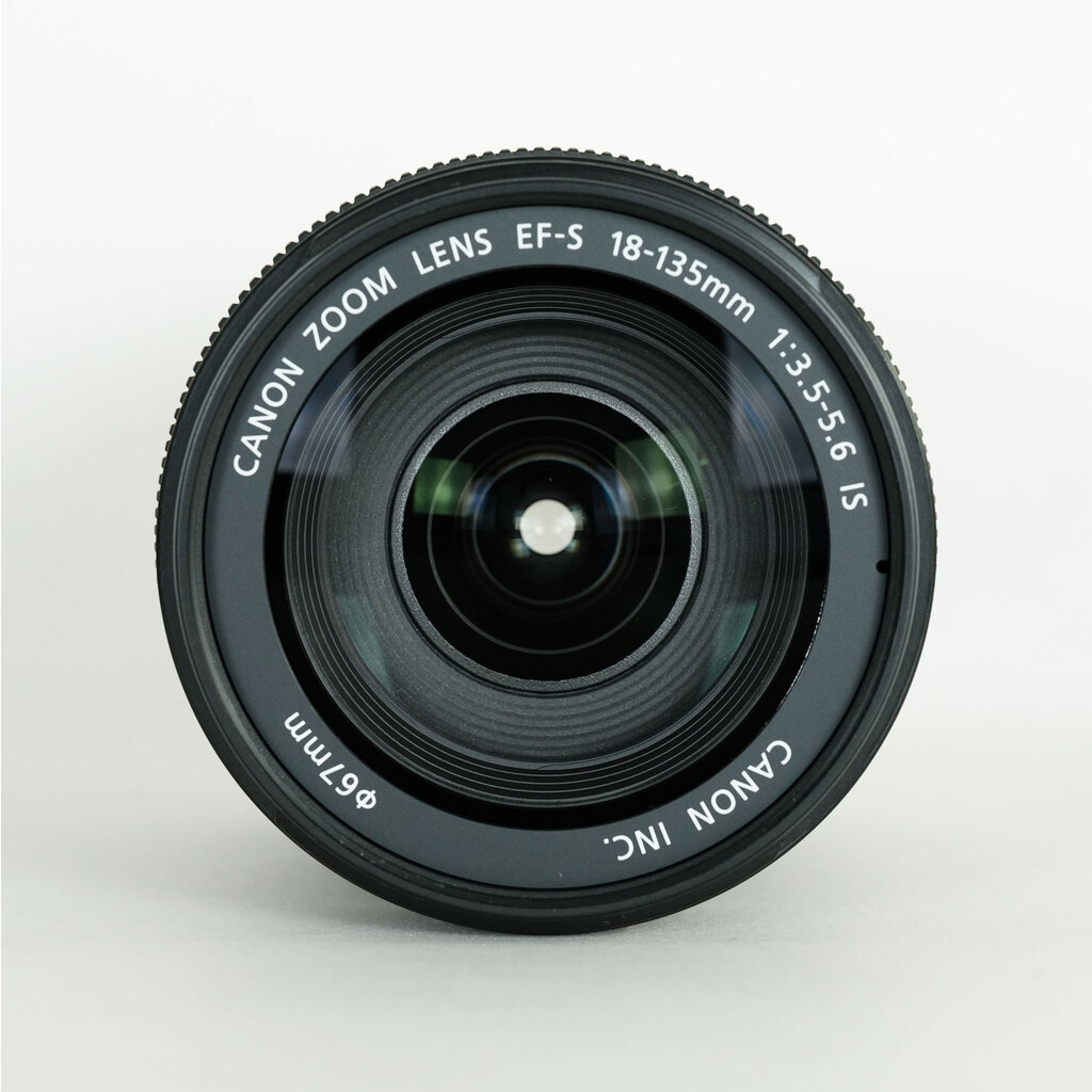 Canon EF-S18-135mm F3.5-5.6 IS
