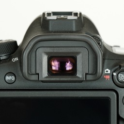 Canon EOS 6D Mark II