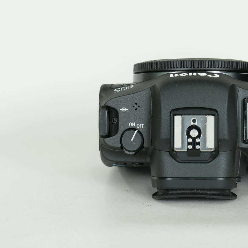 Canon EOS R5