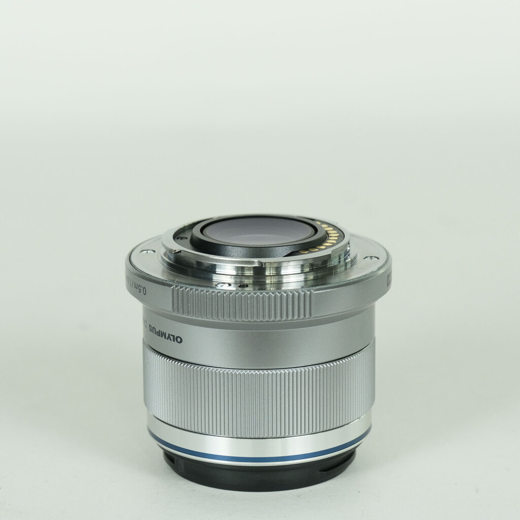 OLYMPUS M.ZUIKO DIGITAL 45mm F1.8の出品 | ONE SCENE（ワンシーン）