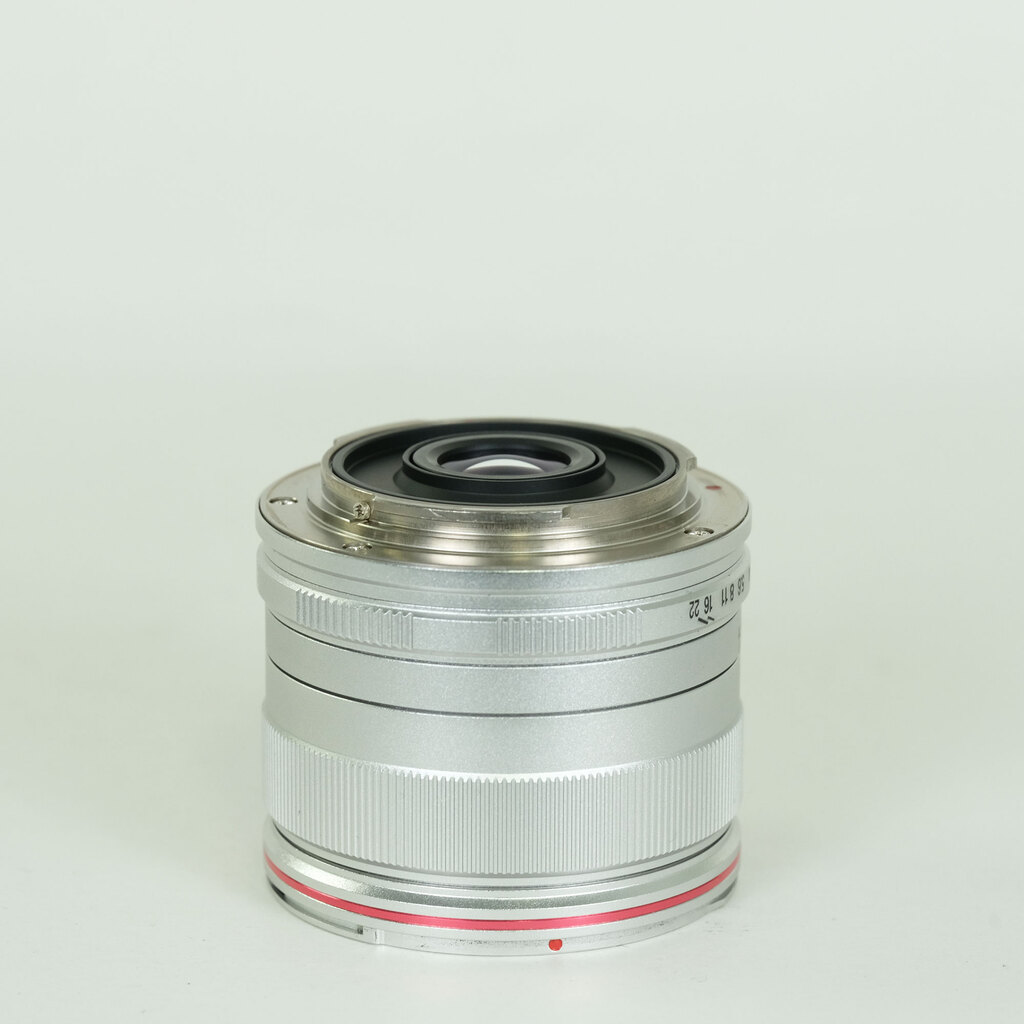 LAOWA 7.5mm F2(マイクロフォーサーズ用) シルバー LAOWA 7.5mm F2(マイクロフォーサーズ用) シルバー