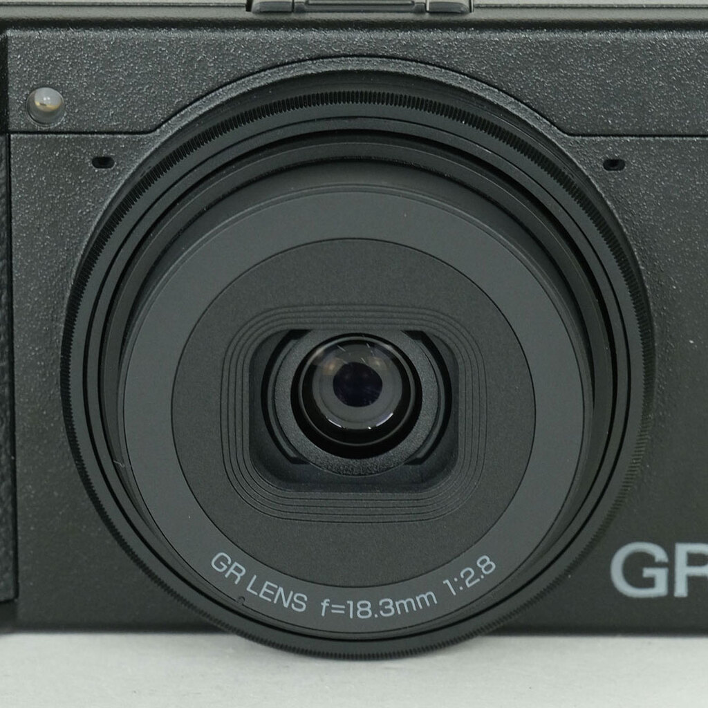 RICOH GR IV