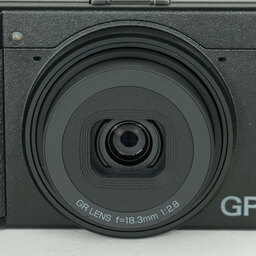 RICOH GR IV