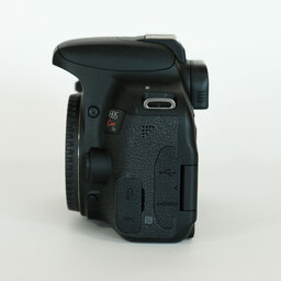 Canon EOS Kiss X9i