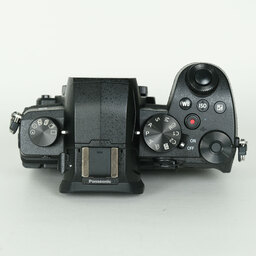 Panasonic LUMIX DC-G99 Panasonic LUMIX DC-G99