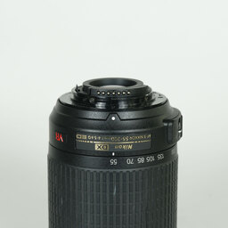 Nikon AF-S DX VR Zoom-Nikkor 55-200mm F4-5.6G IF-ED Nikon AF-S DX VR Zoom-Nikkor 55-200mm F4-5.6G IF-ED