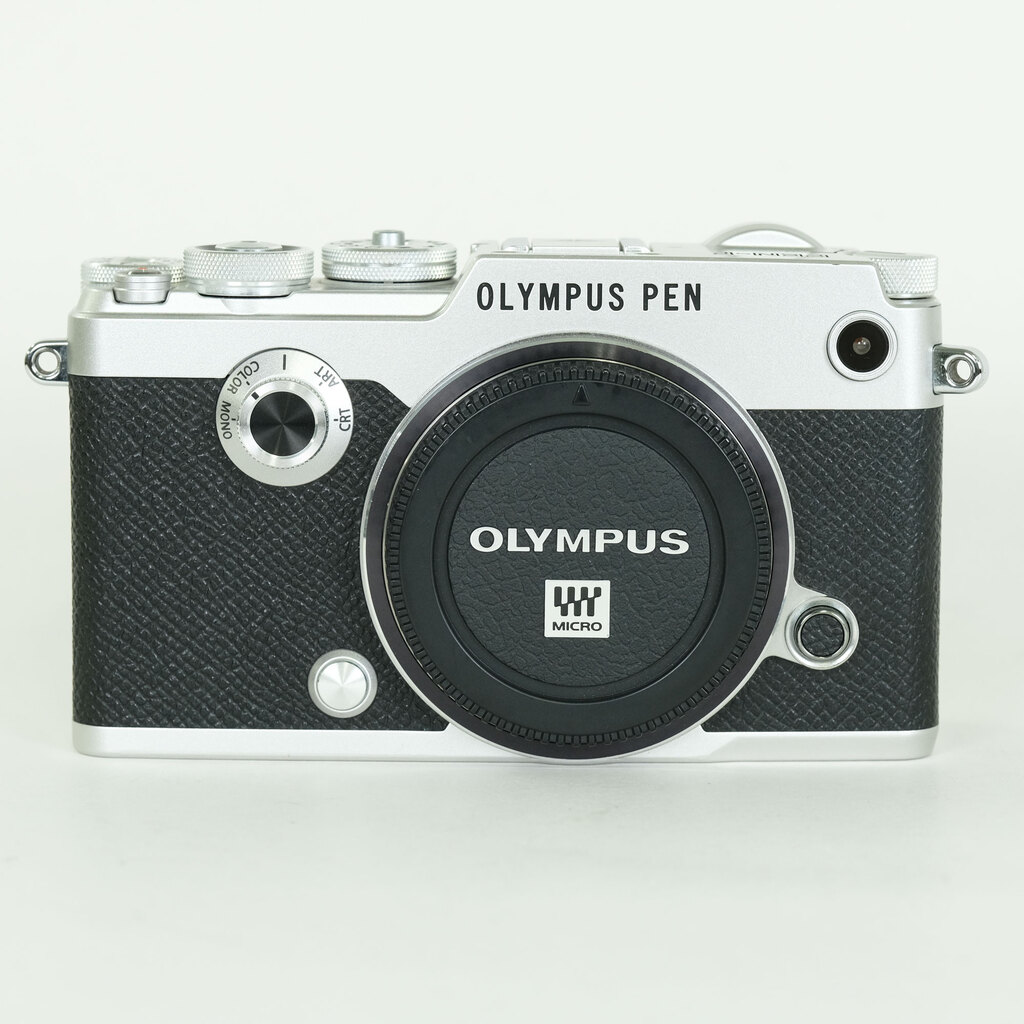OLYMPUS PEN-F