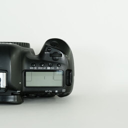 Canon EOS 5D Mark IV
