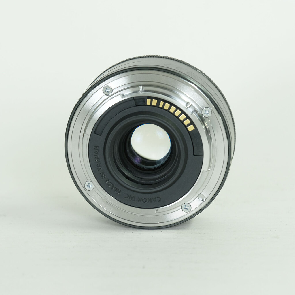 Canon EF-M22mm F2 STM