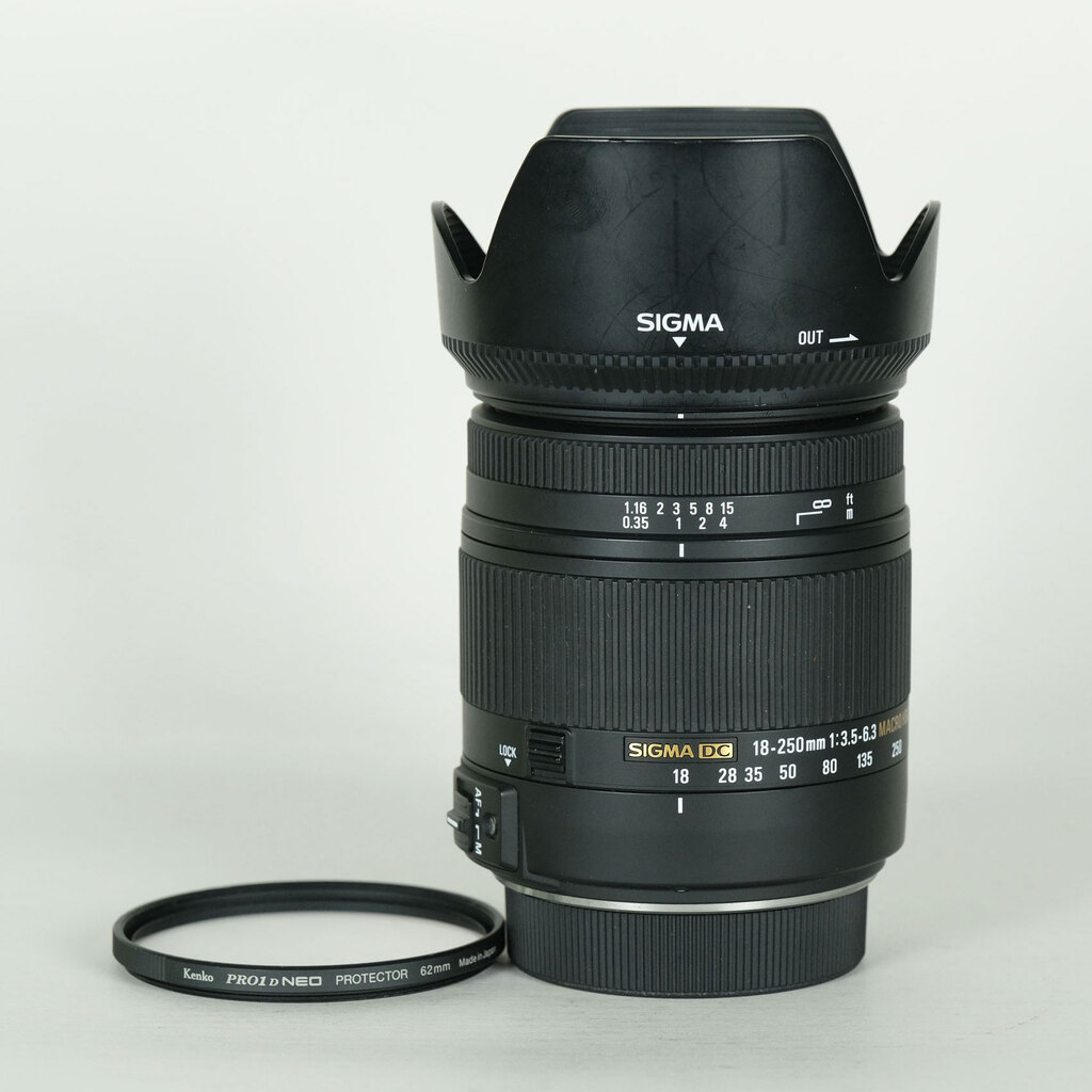 SIGMA 18-250mm F3.5-6.3 DC MACRO HSM (ペンタックス用)の出品 | ONE