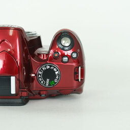 Nikon D3200ボディ レッド