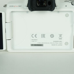 Canon EOS Kiss M2