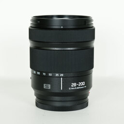 Panasonic LUMIX S 28-200mm F4-7.1 MACRO O.I.S.