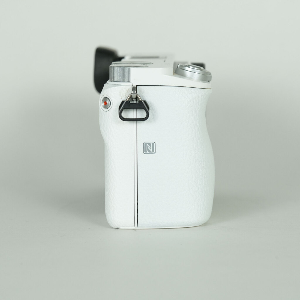 SONY α6000（ILCE-6000）