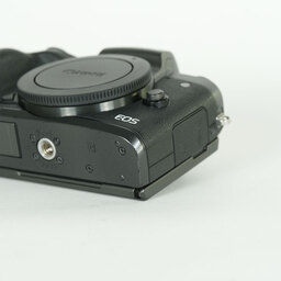 Canon EOS M5 Canon EOS M5