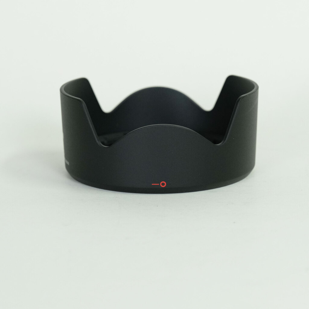 Canon EF-S18-135mm F3.5-5.6 IS USM Canon EF-S18-135mm F3.5-5.6 IS USM