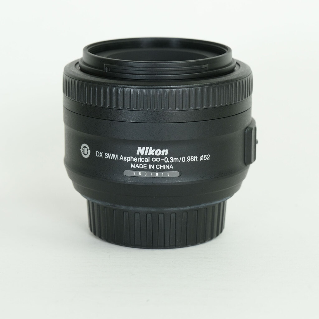 Nikon AF-S DX NIKKOR 35mm f/1.8G