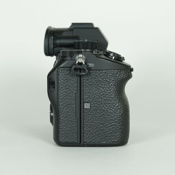 SONY α7 III（ILCE-7M3）