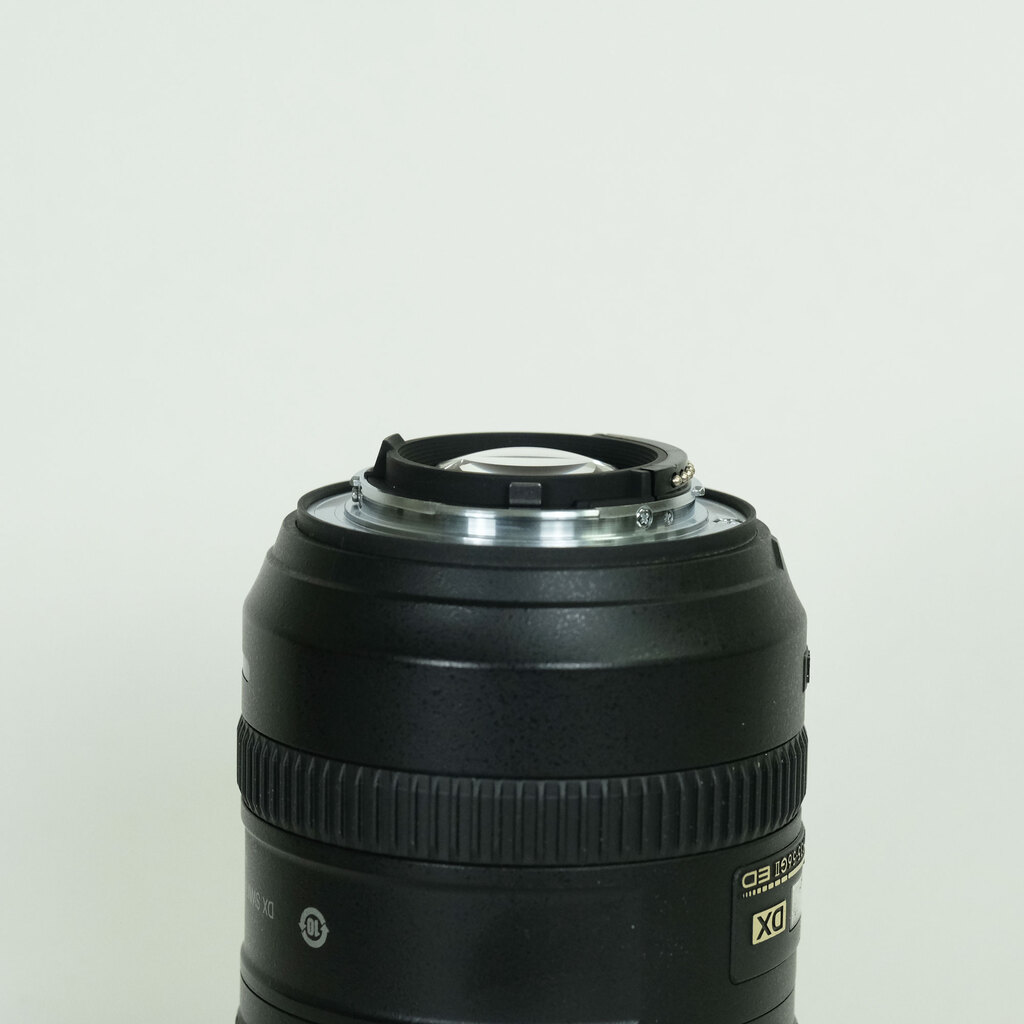 Nikon AF-S DX NIKKOR 18-200mm F3.5-5.6G ED VR II