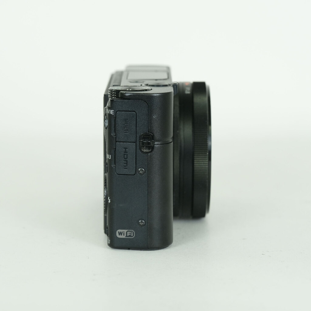 SONY Cyber-shot DSC-RX100M3