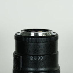 Canon EF100mm F2.8Lマクロ IS USM