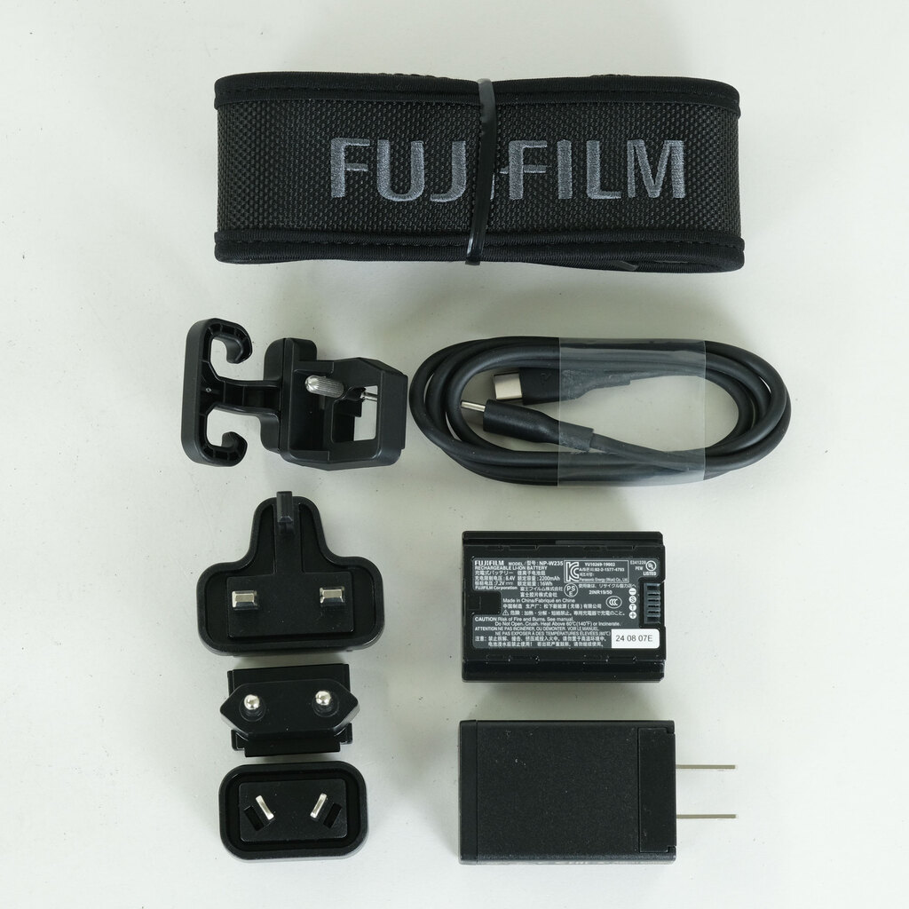 FUJIFILM X-H2