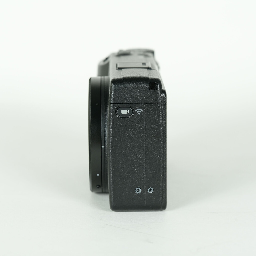 RICOH GR IIIx RICOH GR IIIx
