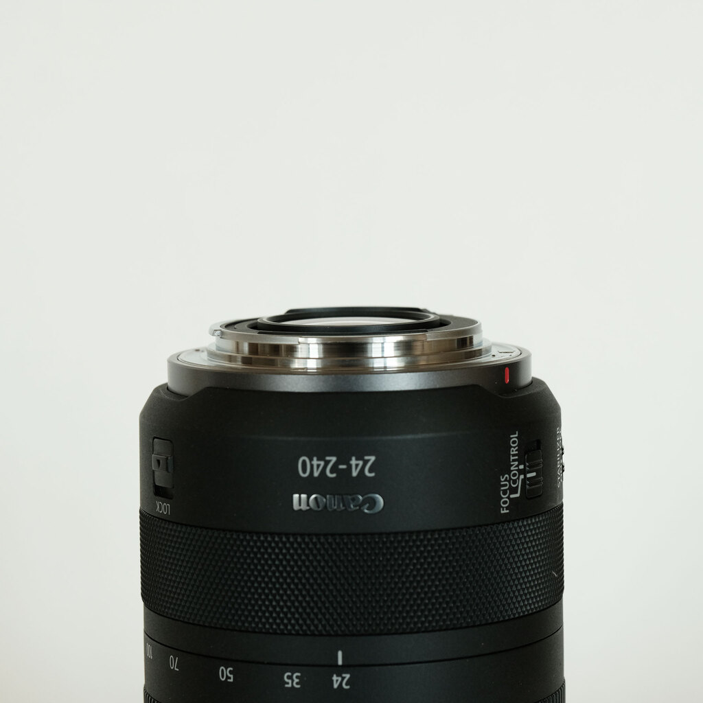 Canon RF24-240mm F4-6.3 IS USM