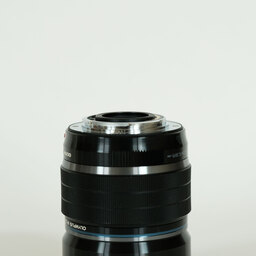 OLYMPUS M.ZUIKO DIGITAL ED 8mm F1.8 Fisheye PRO