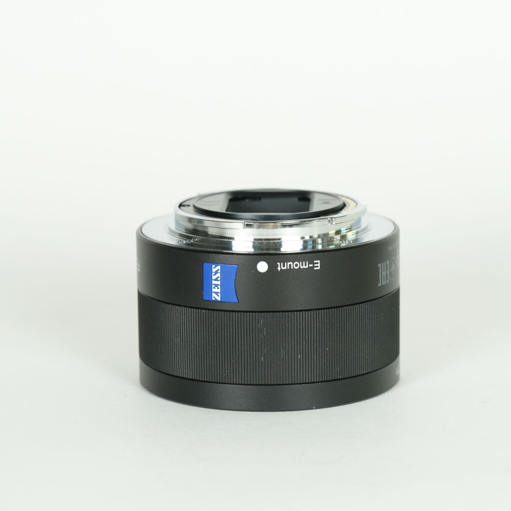 SONY Sonnar T* FE 35mm F2.8 ZA SEL35F28Z SONY Sonnar T* FE 35mm F2.8 ZA SEL35F28Z