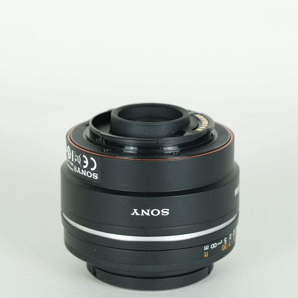 SONY DT 50mm F1.8 SAM SAL50F18の出品 | ONE SCENE（ワンシーン）