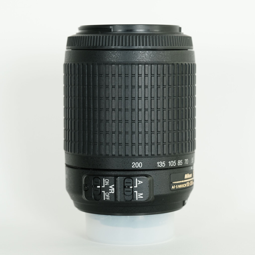 Nikon AF-S DX VR Zoom-Nikkor 55-200mm F4-5.6G IF-ED