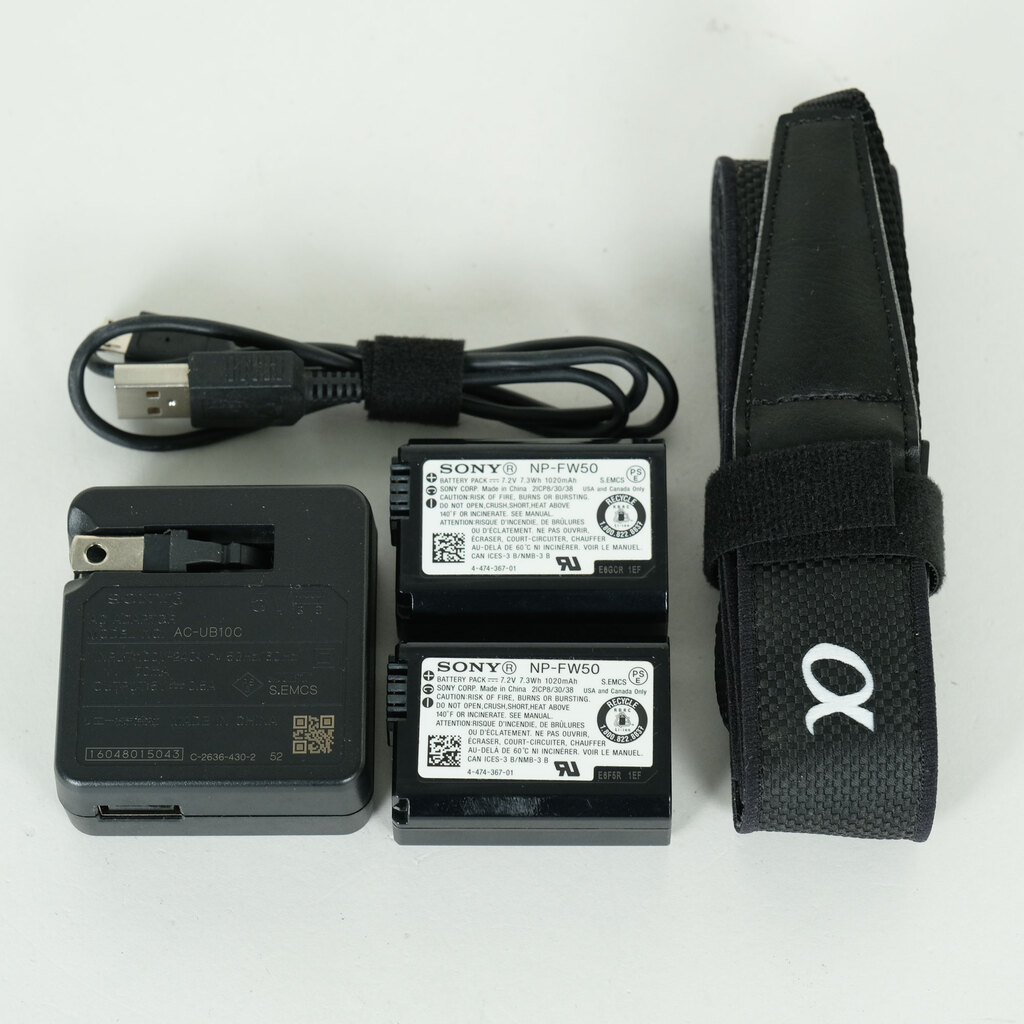 SONY α6000(ILCE-6000) SONY α6000(ILCE-6000)