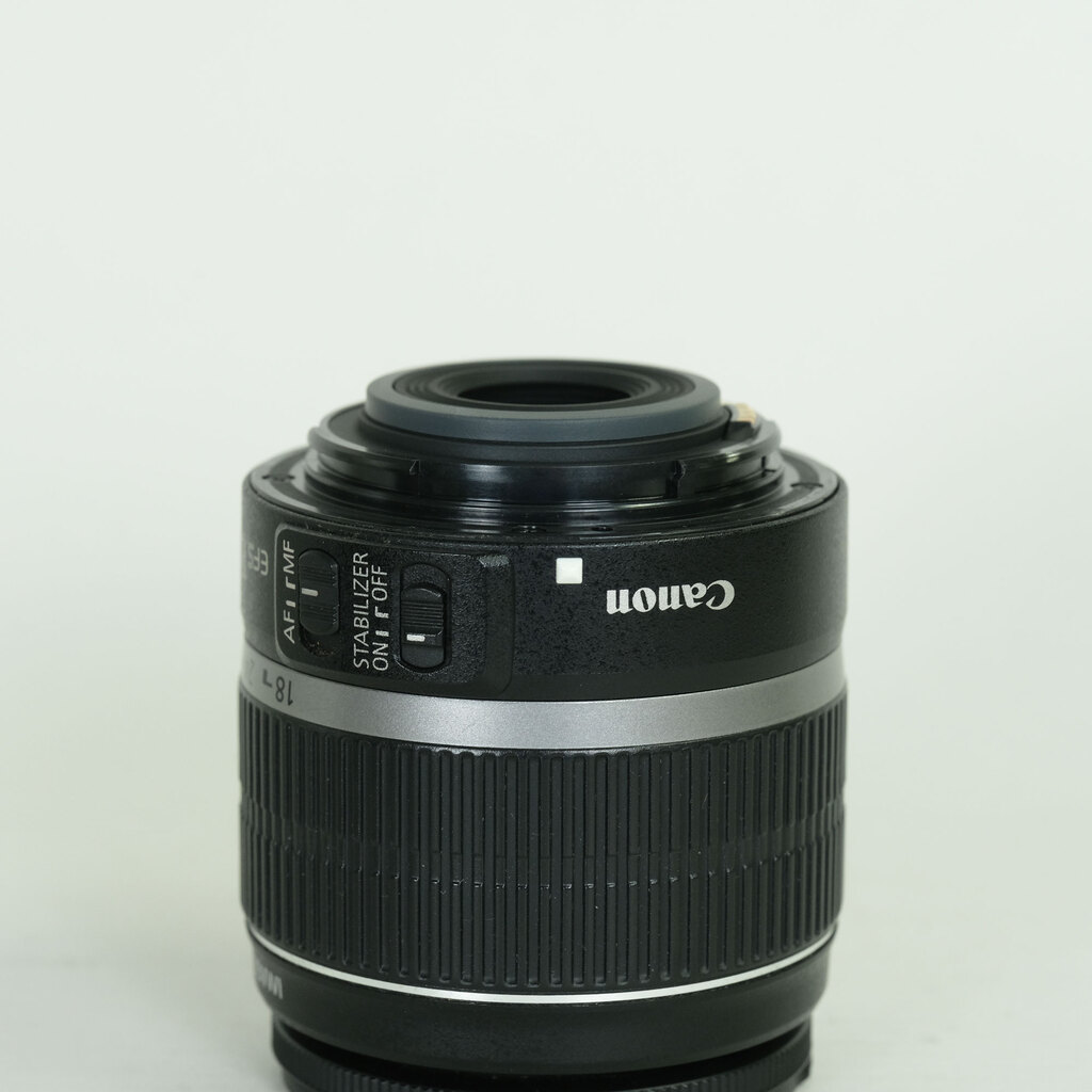 Canon EF-S18-55mm F3.5-5.6 IS