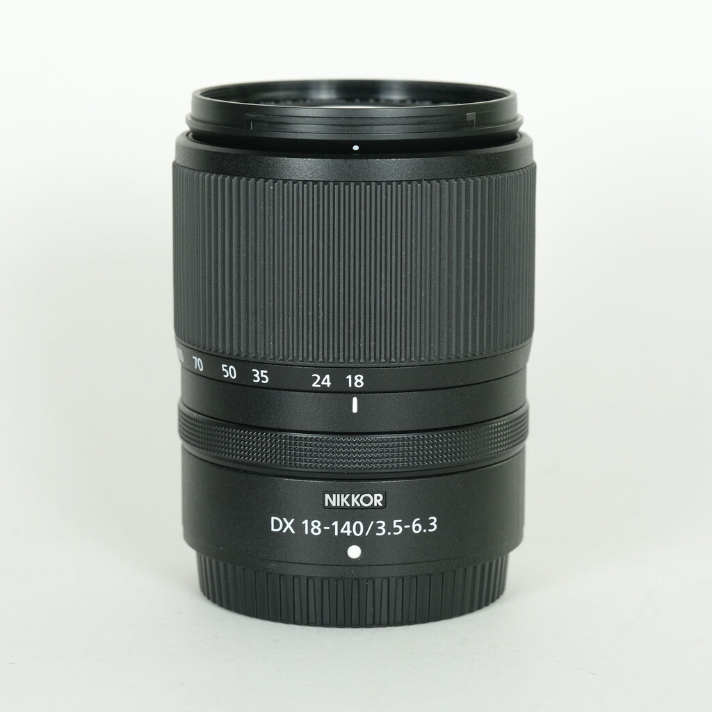 Nikon NIKKOR Z DX 18-140mm f/3.5-6.3 VR Nikon NIKKOR Z DX 18-140mm f/3.5-6.3 VR