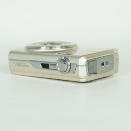 FUJIFILM FinePix F200EXR　シルバー