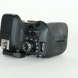 Canon EOS Kiss X8i Canon EOS Kiss X8i