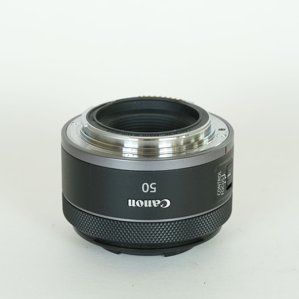 Canon RF50mm F1.8 STM