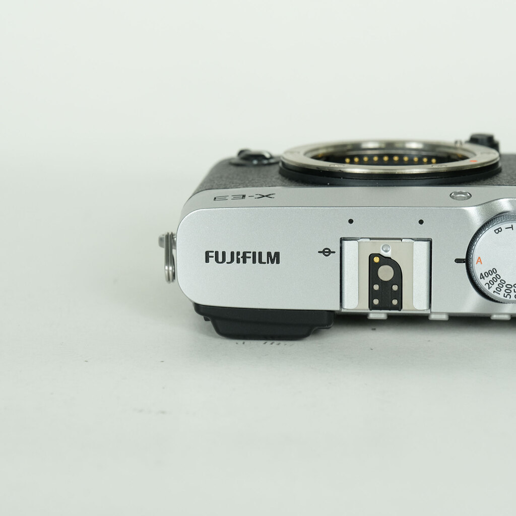 FUJIFILM X-E3