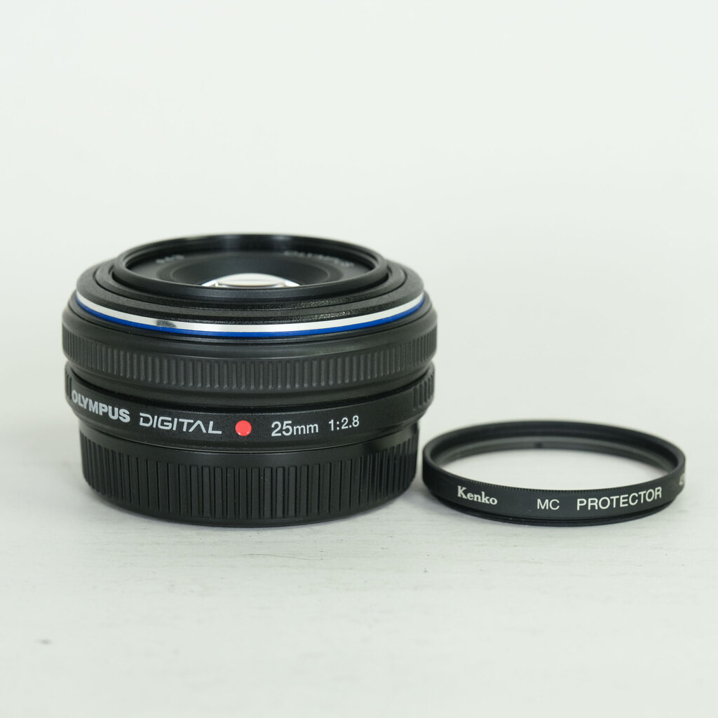 OLYMPUS ZUIKO DIGITAL 25mm F2.8