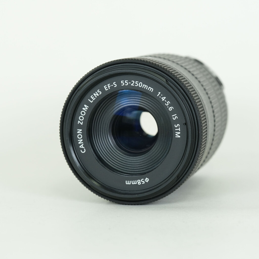 Canon EF-S55-250mm F4-5.6 IS STM