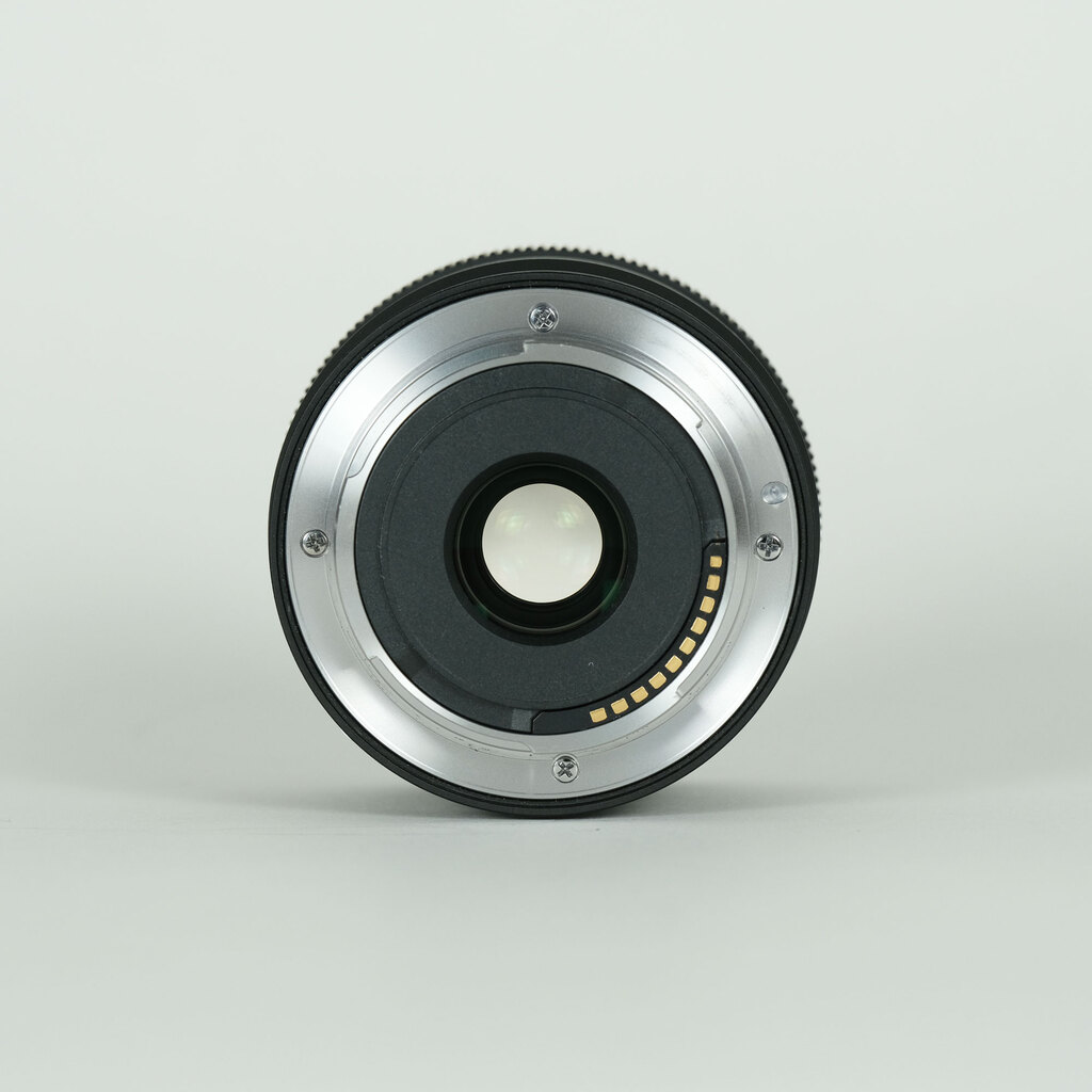 SONY E 11mm F1.8 SEL11F18