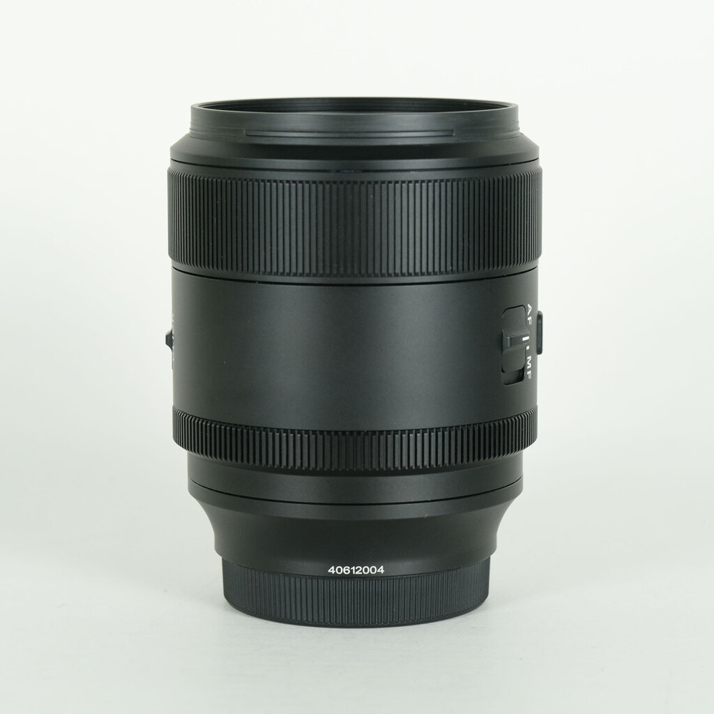 SIRUI AURORA 85mm F1.4 [ソニーE用]の出品 | ONE SCENE（ワンシーン）